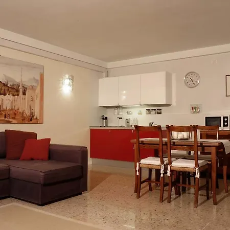 La Levantina Apartment *