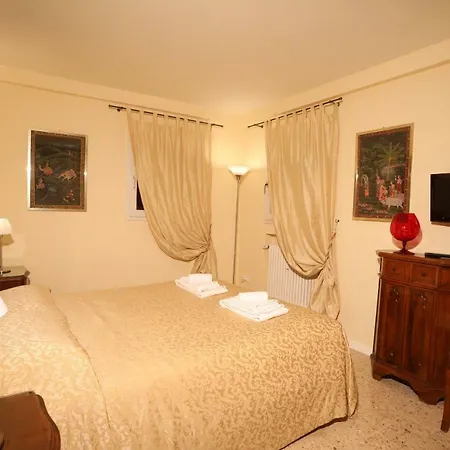 La Levantina Apartment *